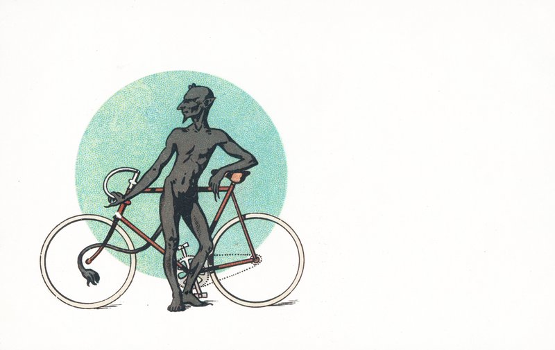 Uma figura diabólica ao lado de uma bicicleta de English School