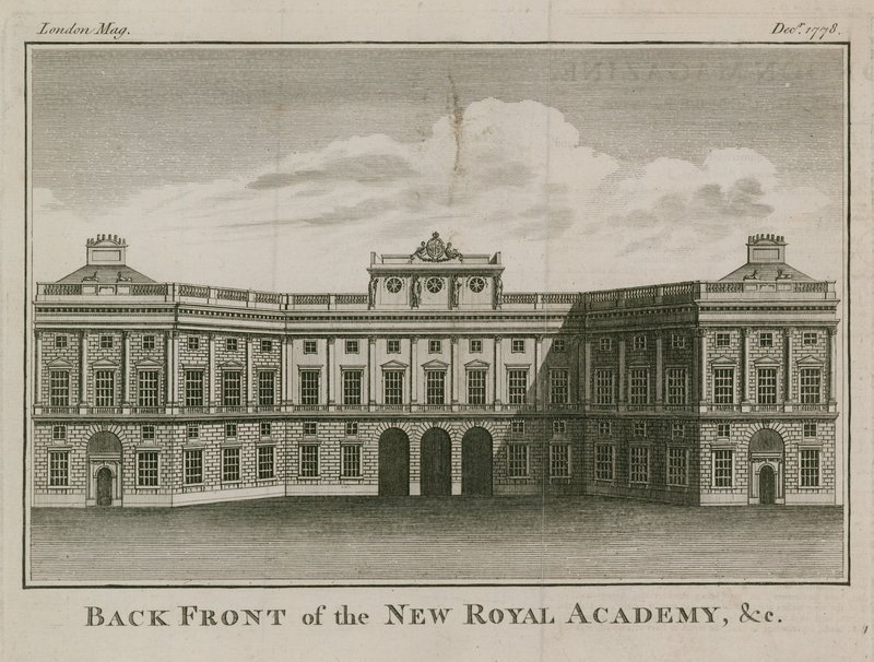 De volta à frente da nova Royal Academy de English School