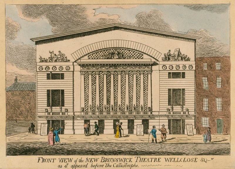 Vista frontal do novo Teatro de Brunswick, Wellclose Square, Londres, como apareceu antes da catástrofe de English School