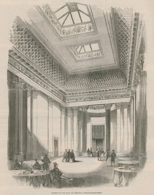 Interior do Salão do Comércio de English School