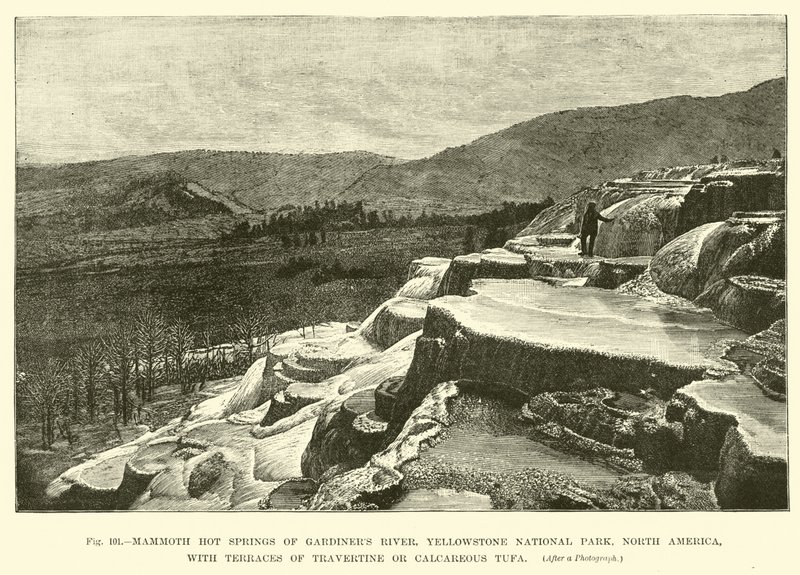 Mammoth termais do rio Gardiners, Parque Nacional de Yellowstone, América do Norte, com terraços de travertino ou calcário calcário de English School
