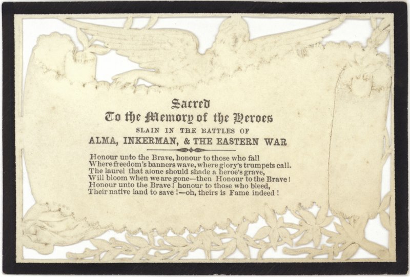 Cartão memorial para a memória dos heróis mortos em guerra de English School