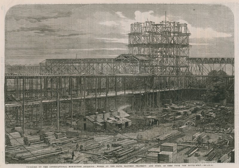 Progresso no Edifício da Exposição Internacional; Obras da nave, transepto oriental e cúpula de English School