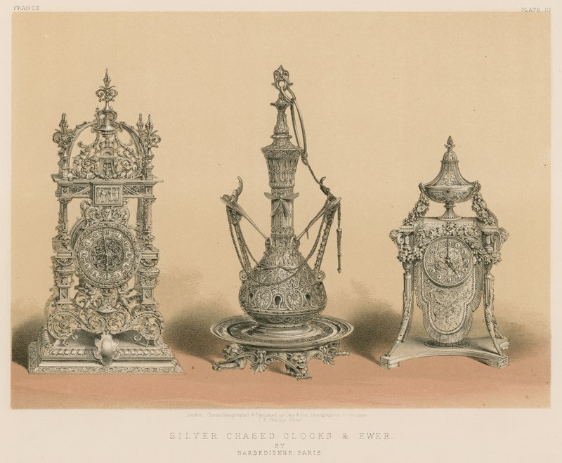 Prata Chased relógios e Ewer por Barbedienne, Paris de English School