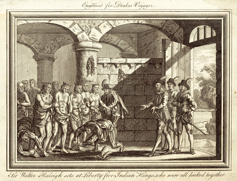 Sir Walter Raleigh liberta cinco reis indianos, que estavam todos ligados entre si (gravura) de English School