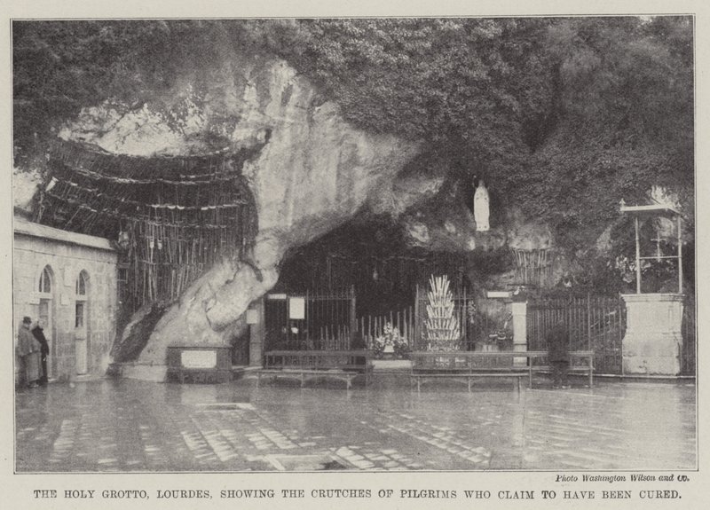 A Santa Gruta, Lourdes, mostrando as muletas dos Peregrinos que dizem ter sido curados (gravura) de English School