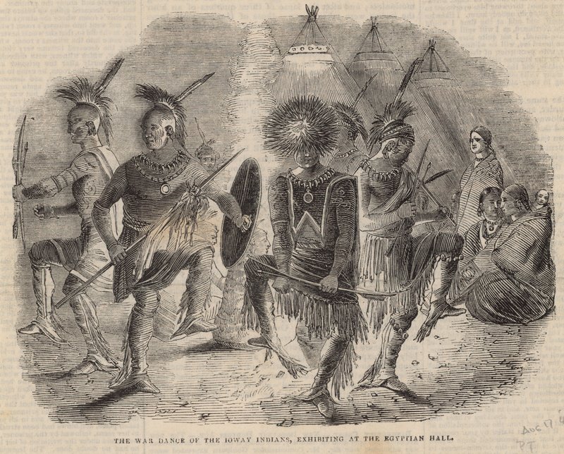 A dança de guerra dos índios Ioway, exibindo no Salão Egípcio de English School