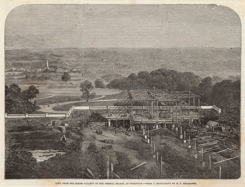 Vista da galeria sul do Palácio de Cristal em Sydenham de English School