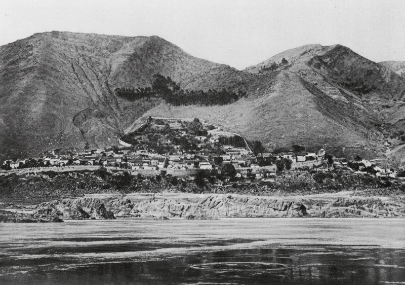 Kueichoufu, Szechuan, A cidade de Kueichou no Yangtze (fotografia a preto e branco) de Ernst Boerschmann