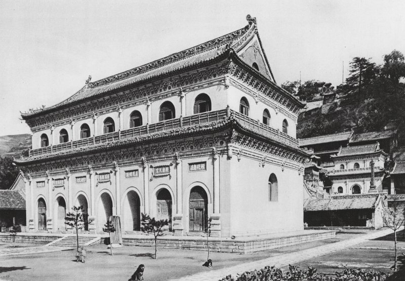 Wu tai shan, Hien tung sze, Shansi, Biblioteca budista e os terraços no final do mosteiro (fotografia a preto e branco) de Ernst Boerschmann