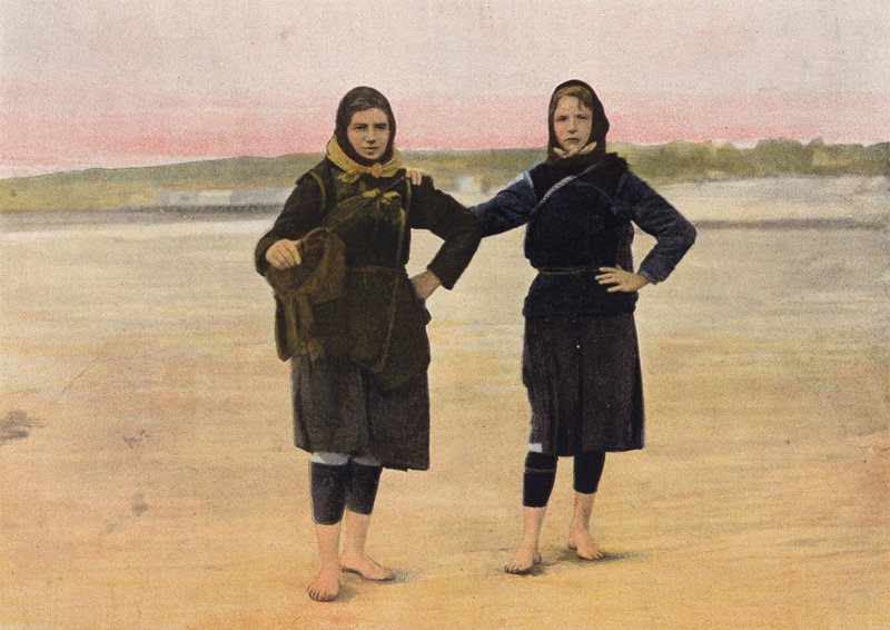Mulheres saindo para pescar de European Photographer