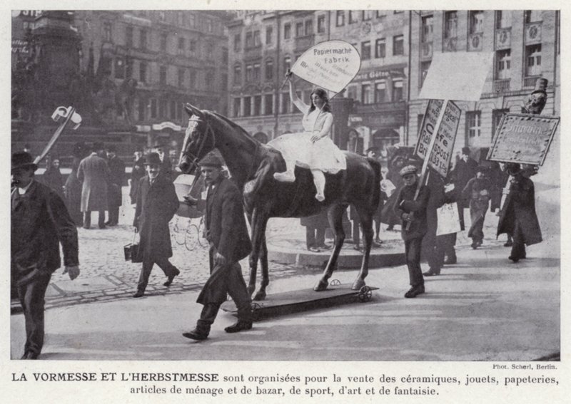 The Vormesse And The Herbstmesse (foto a p/b) de European Photographer