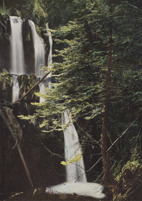 Luchon, cascata do parisiense de European Photographer