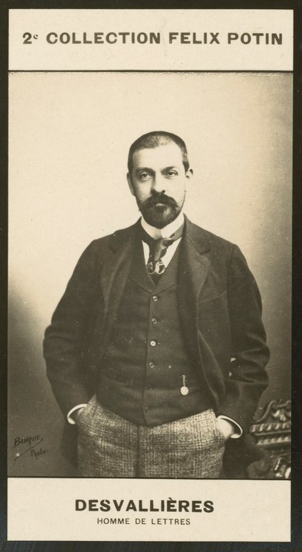 Maurice Desvallieres, Homem de Letras de European Photographer