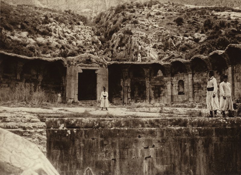 Ruínas de um banho romano na Argélia (foto a p/b) de European Photographer