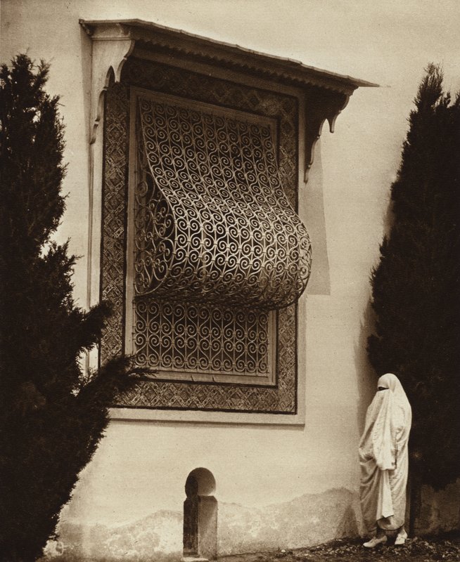 Sidi-Bou-Said, janela Harem (foto a p/b) de European Photographer