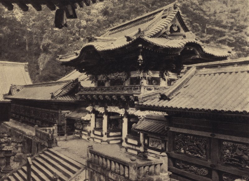 Toshogu, Nikko, Yomei-mon (foto a p/b) de European Photographer