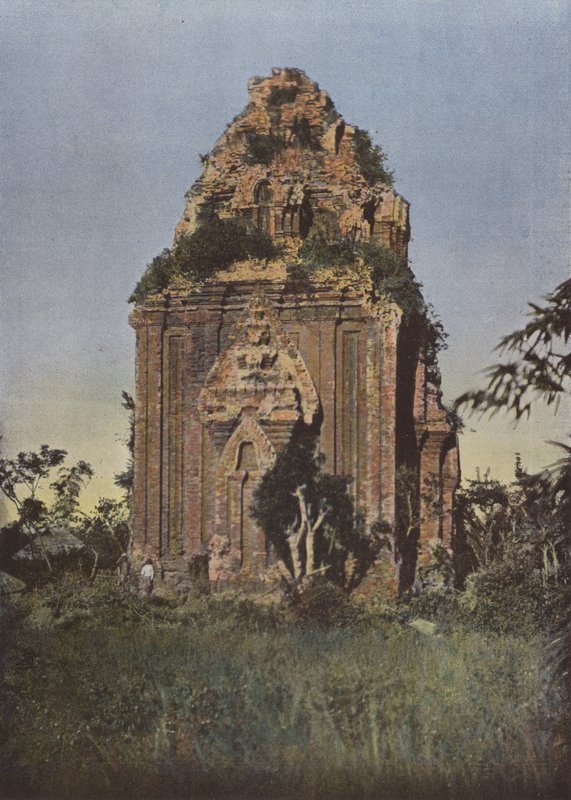 Torre Kiam de Binh Tuan, província de Qui-Nhon de European Photographer