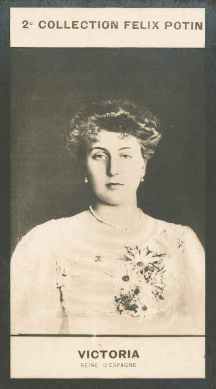 Victoria, Eugenie-Julia-Ena de Battenberg, Reine D