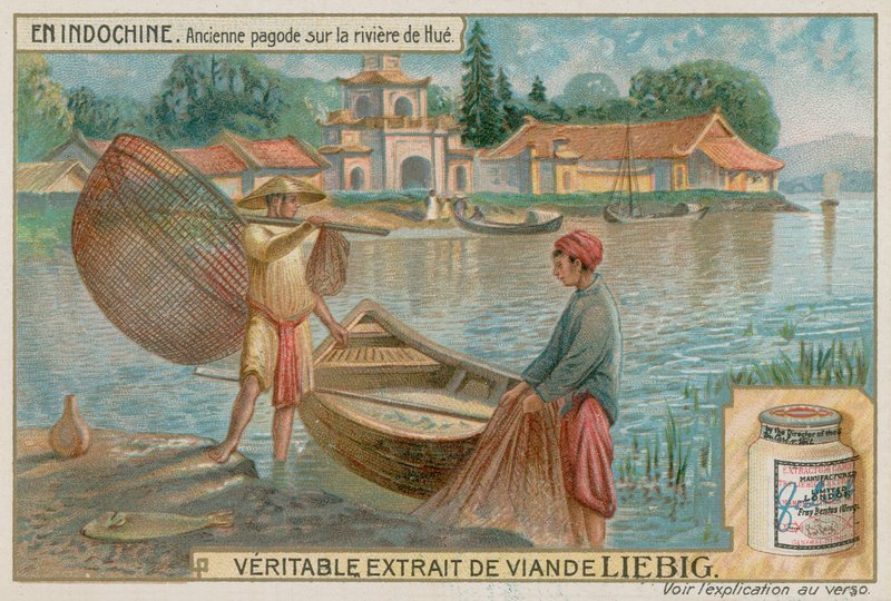 Pagode antigo no rio Perfume no Vietnã de European School
