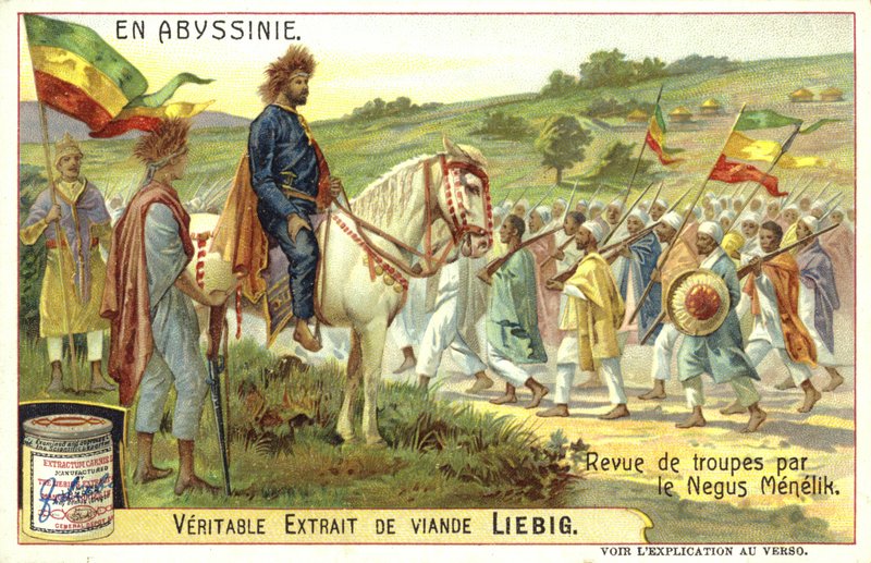 Imperador Menelik II da Etiópia revendo as tropas de European School