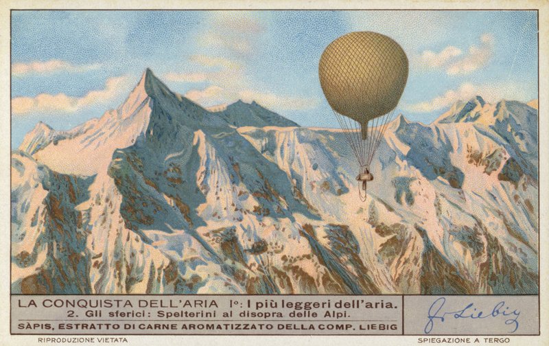O balonista suíço Eduard Spelterini sobrevoando os Alpes (cromolitografia) de European School