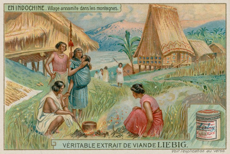 Aldeia vietnamita nas montanhas de European School