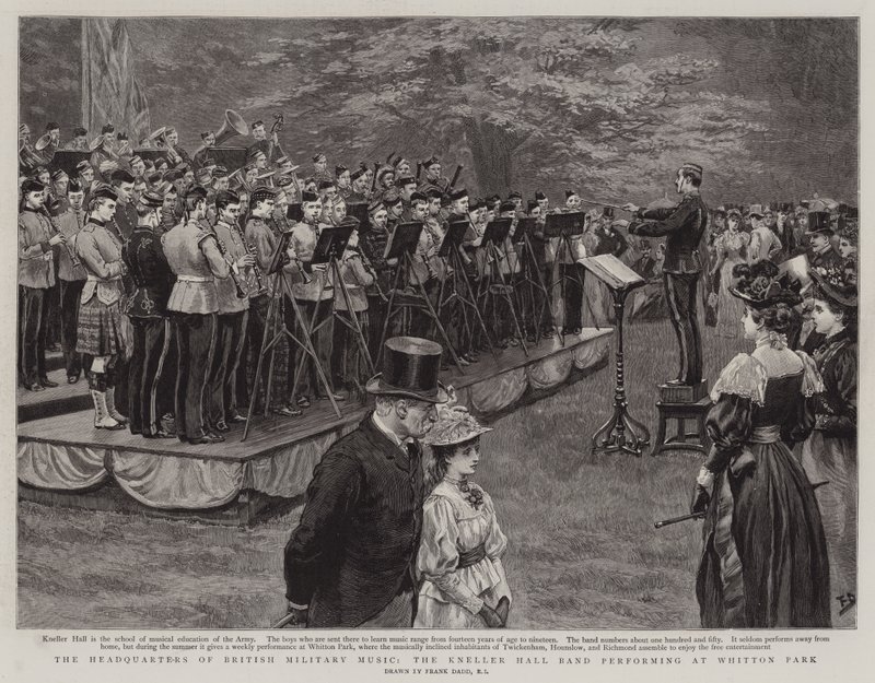 A sede da música militar britânica, a Kneller Hall Band se apresentando no Whitton Park de Frank Dadd