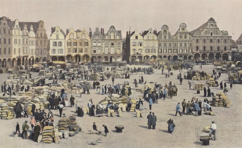 Arras, La Grande Place, um dia de caminhada de grãos de French Photographer
