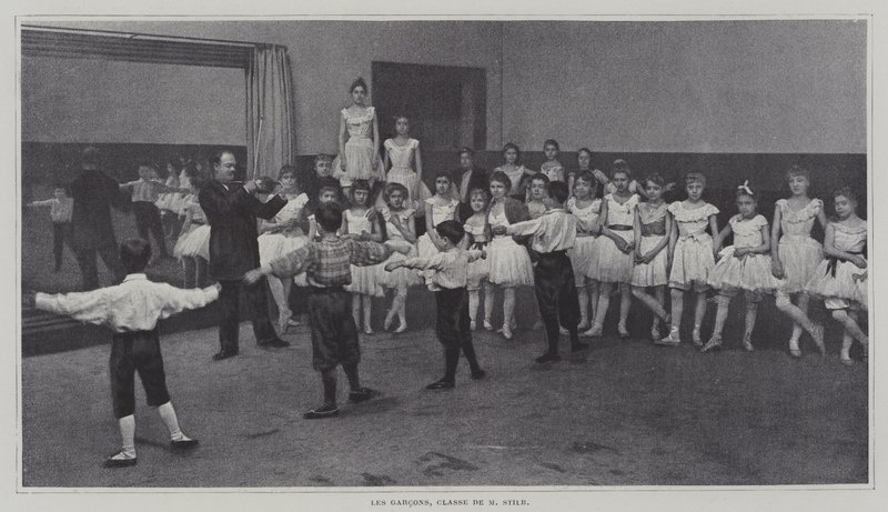 Rapazes numa aula de ballet (foto a p/b) de French Photographer