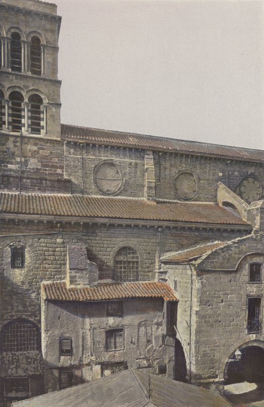 Brioude, Igreja Saint-Julien, Lateral Porch S de French Photographer