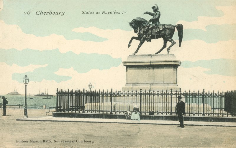 Cherbourg, França, estátua de Napoleão I de French Photographer