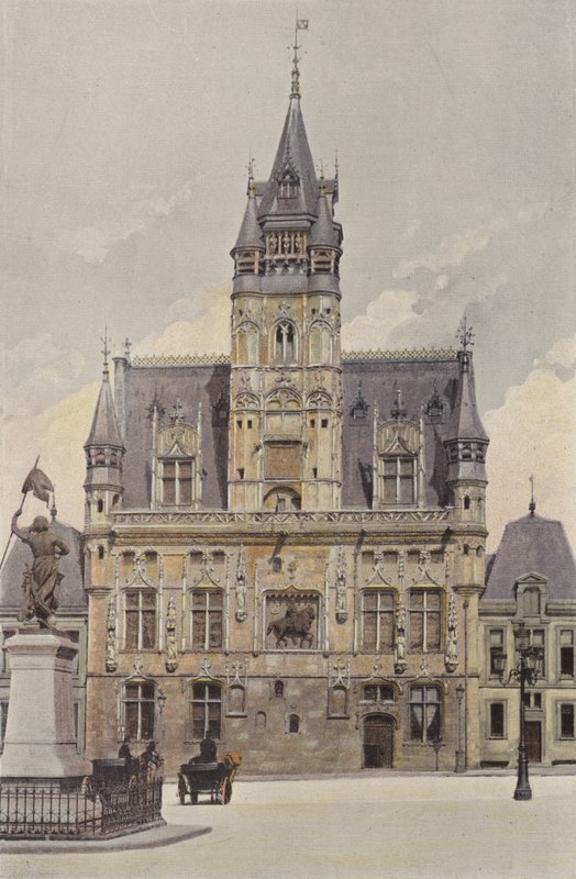 Compiegne, Hotel de Ville de French Photographer