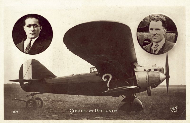 Dieudonne Costes e Maurice Bellonte, aviadores franceses (foto a p/b) de French Photographer