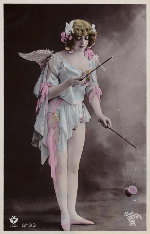 Menina, tocando, com, diabolo de French Photographer