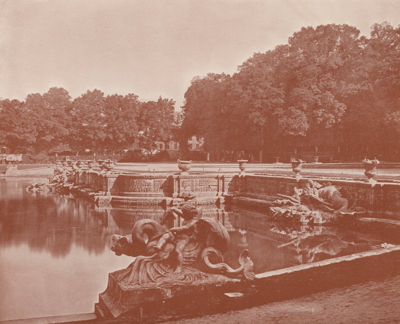 Grande Bacia de Neptuno (foto a p/b) de French Photographer