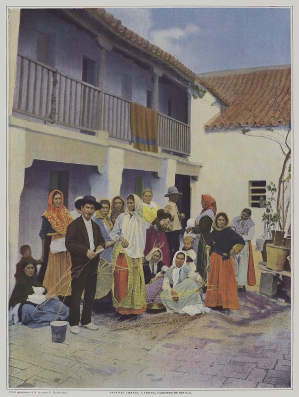 Tecelões ciganos em Triana, um subúrbio de Sevilha (cor litho) de French Photographer