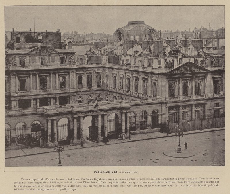 A Comuna de Paris, Palais-Royal, vista exterior (foto a p/b) de French Photographer