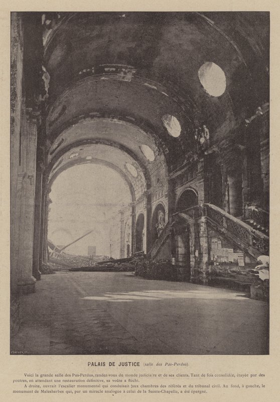 Comuna de Paris, Palais De Justice, Salle des Pas-Perdus (foto a p/b) de French Photographer