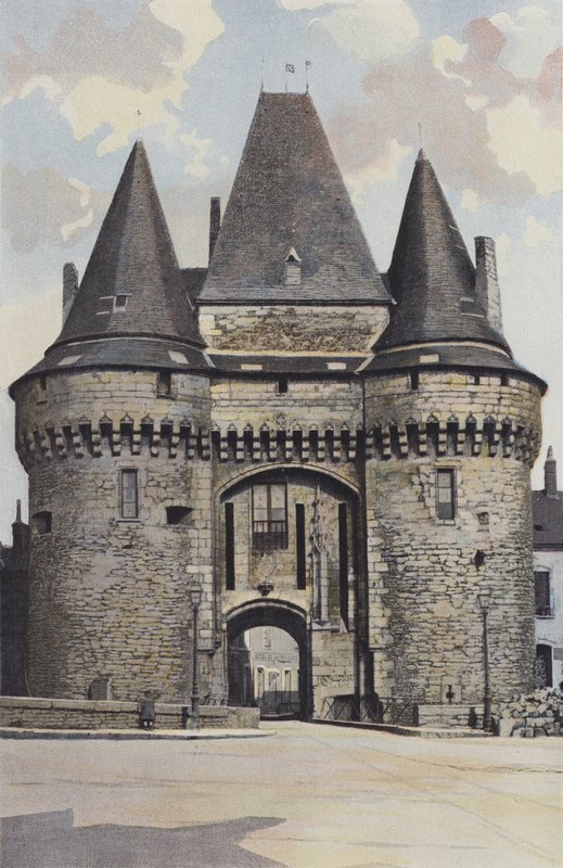 La Ferte-Bernard, Portão da cidade, lado da entrada (Hotel de Ville) de French Photographer
