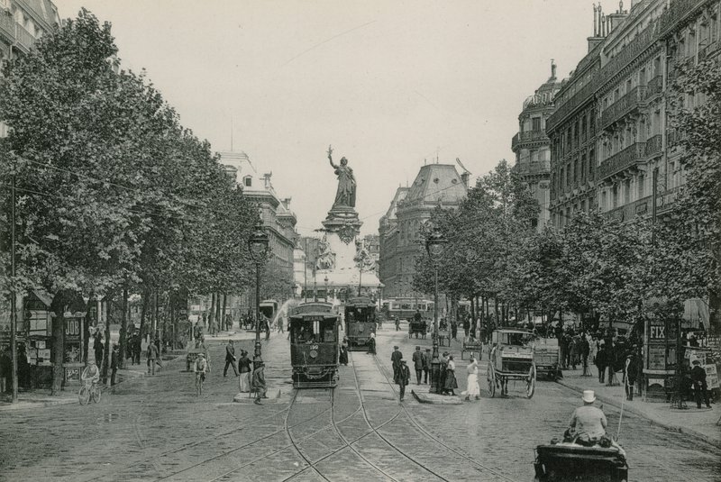 A Rua do Templo e a Praça da República, a Rua do Templo e a Praça da República (fotogravação) de French Photographer