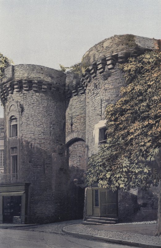 Laval, Beucheresse Gate, Cote SO de French Photographer