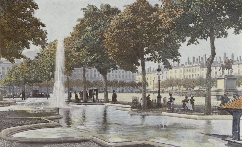 Lyon, a Place Bellecour de French Photographer
