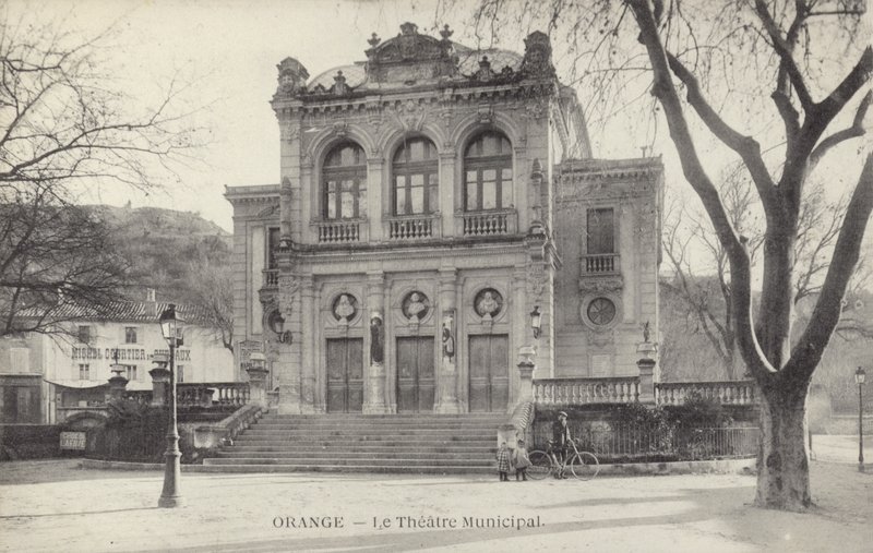 Teatro Municipal, Orange, França de French Photographer