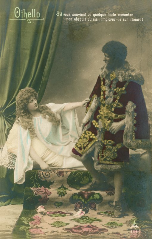 Otelo com Desdêmona. Cena do jogo trágico de William Shakespeares escrito cerca de 1603. Cartão enviado em 1913. de French Photographer