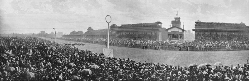 Paris - Dia do Grand Prix em Longchamps (foto a p/b) de French Photographer