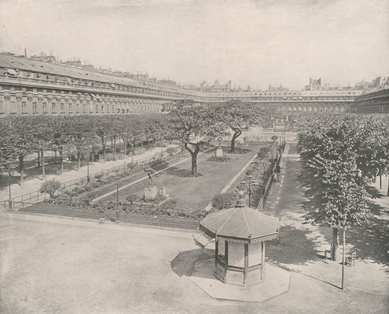 Paris: Jardim do Palácio Real (foto a p/b) de French Photographer