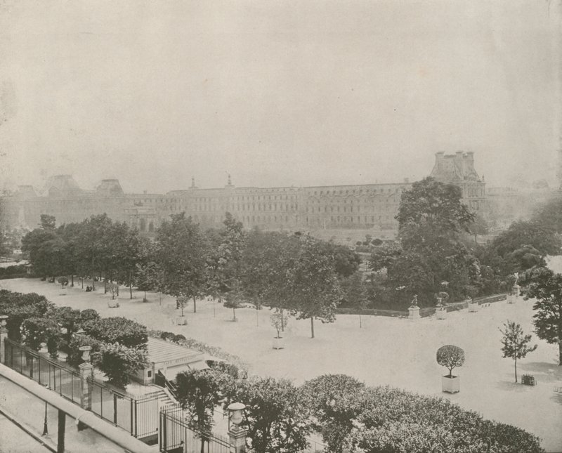 Paris: Jardim em frente ao Palácio Tuileries (foto a p/b) de French Photographer