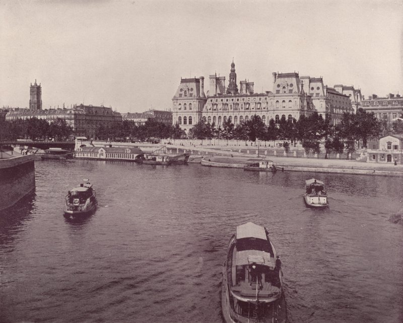 Paris: Hotel de Ville, do Lado do Rio (foto a p/b) de French Photographer