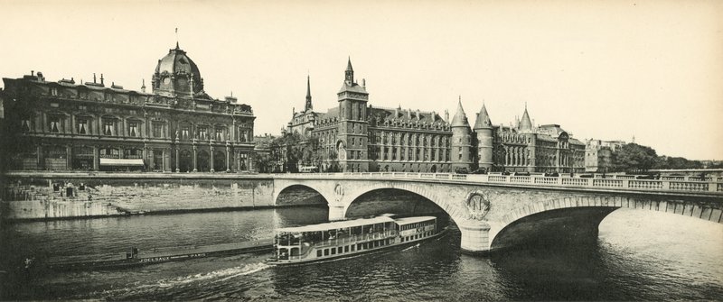 Paris, a Conciergerie e o Tribunal de Comércio, a Conciergerie e a Corte do Comércio de French Photographer